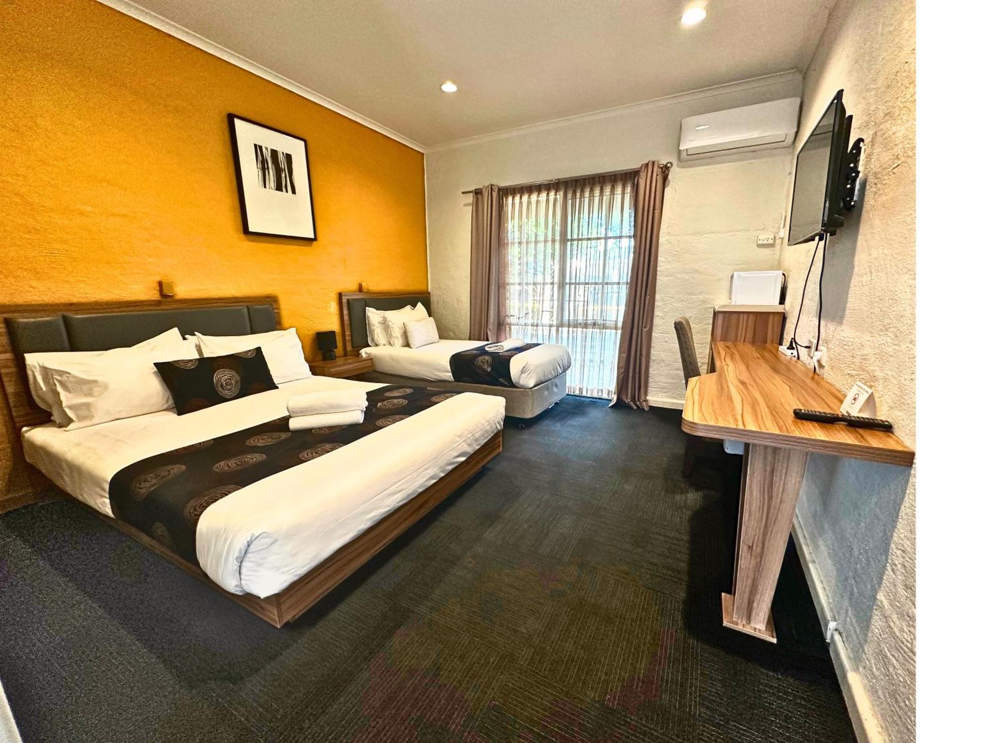 Greensborough Motel — Photos 1